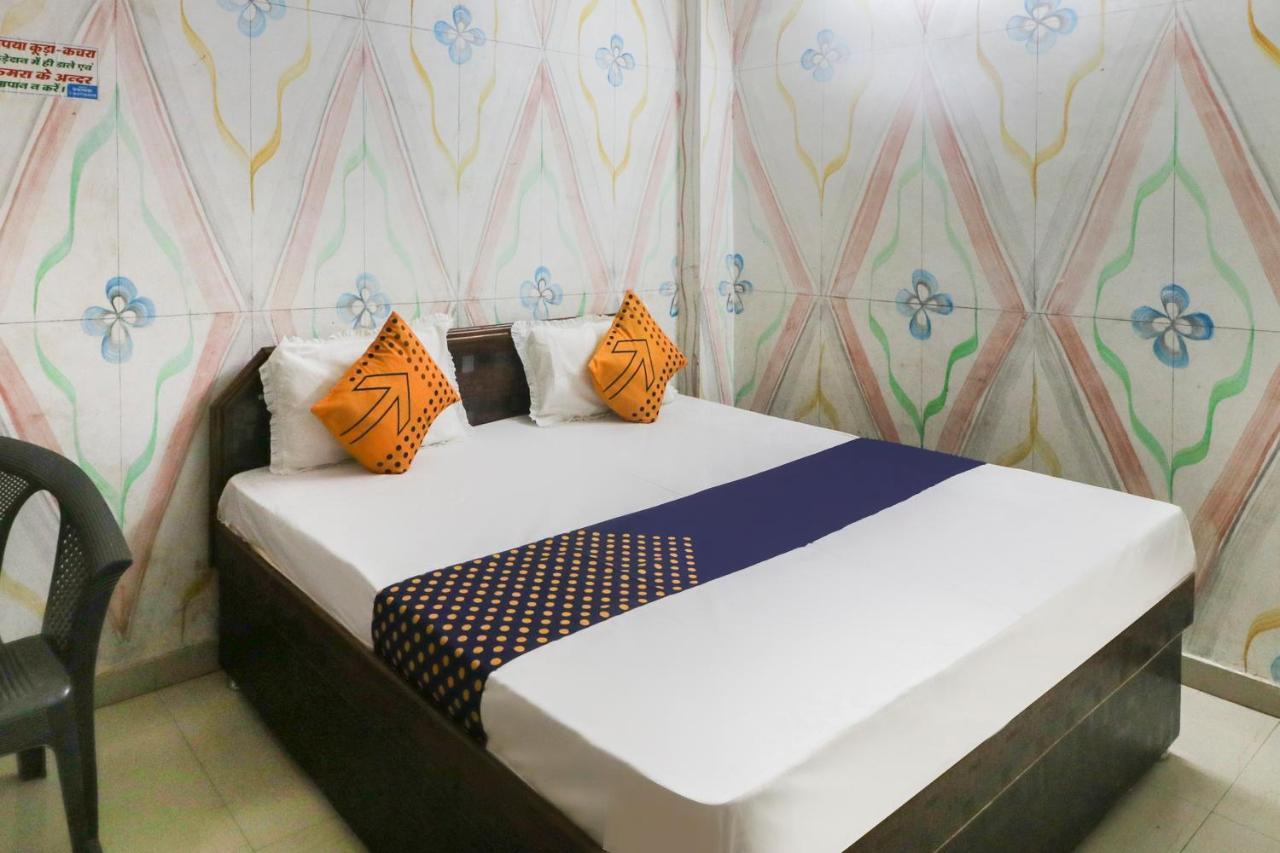 Spot On 67728 Ashish Guest House Jaunpur Esterno foto